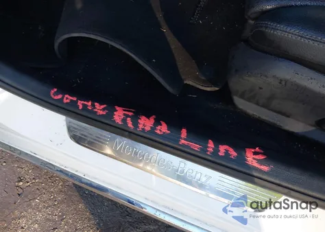 2016 Mercedes-Benz C 300 4Matic z USA, uszkodzony, nr VIN 55SWF4KB1GU115389